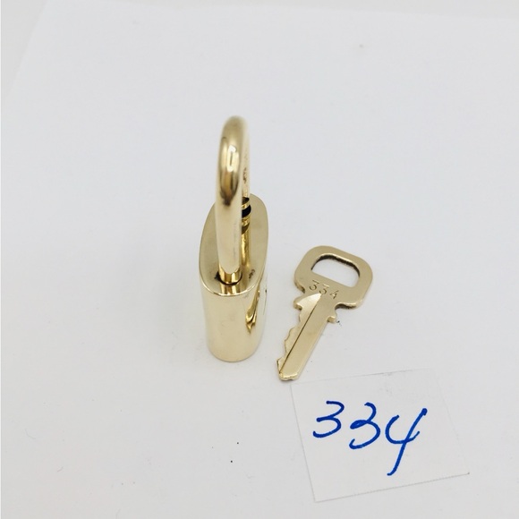 Authentic Louis Vuitton padlock lock and key 334 - Picture 2 of 8
